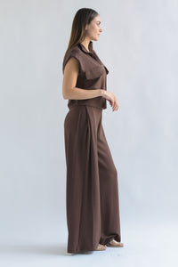 Fashion Styled Set Pantalón pinza lateral y Chaleco Espresso