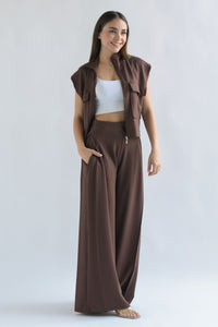 Fashion Styled Set Pantalón pinza lateral y Chaleco Espresso