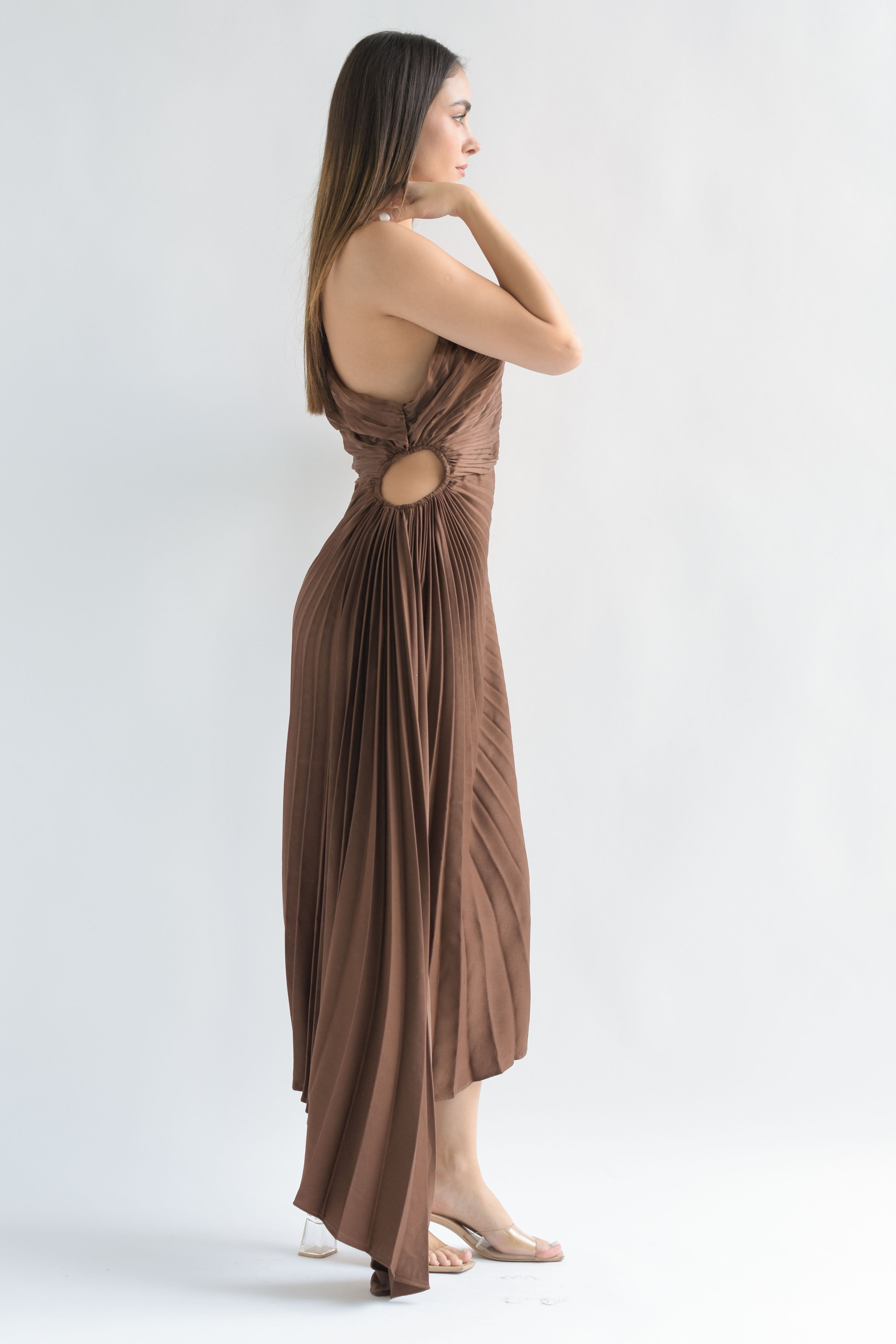 Vestido plisado asimétrico Café