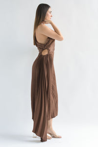 Fashion Styled Vestido plisado asimétrico Café