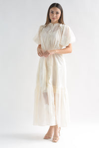 Fashion Styled Vestido manga globo flores bordadas Ivory
