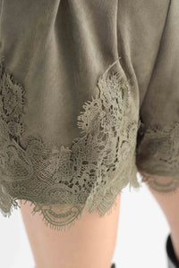 Fashion Styled Short suede encaje Verde Olivo