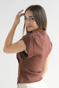 Fashion Styled Blusa punto asimétrica cruzada Espresso