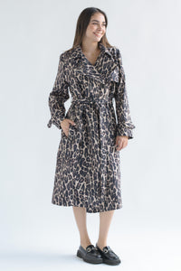 Fashion Styled Gabardina animal print Leopardo
