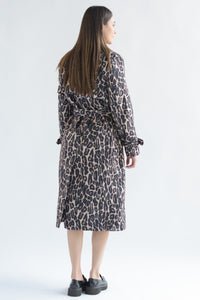 Fashion Styled Gabardina animal print Leopardo