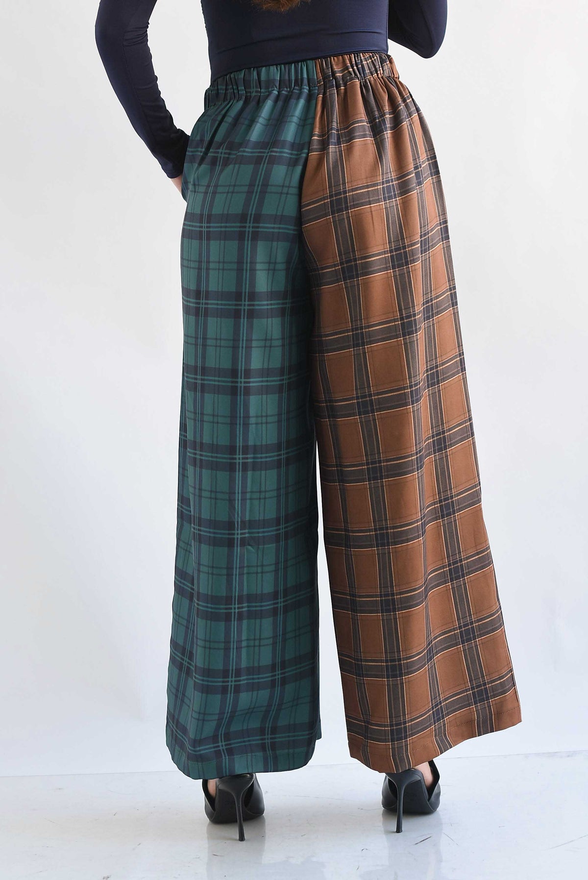 Pantalón pretina doblada cuadros