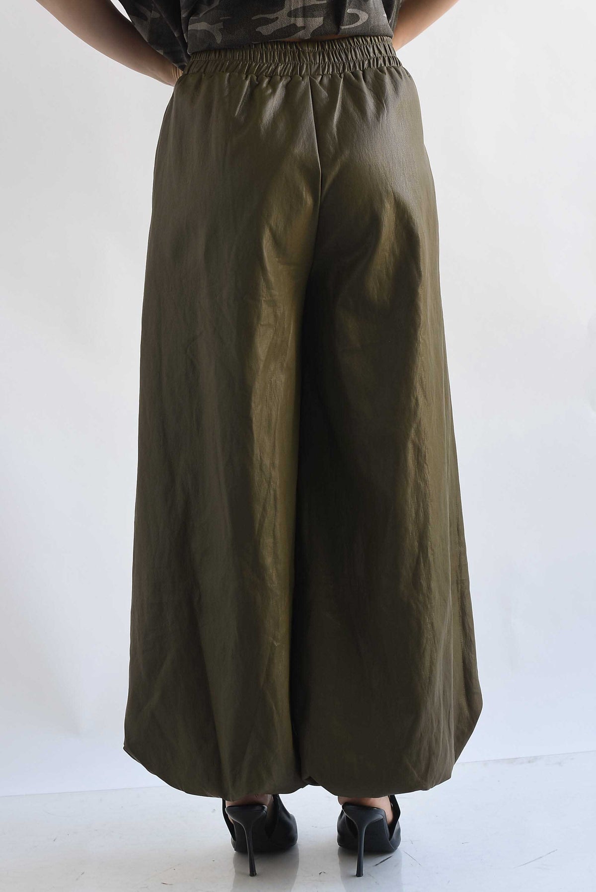 Pantalón maxi globo vinipiel