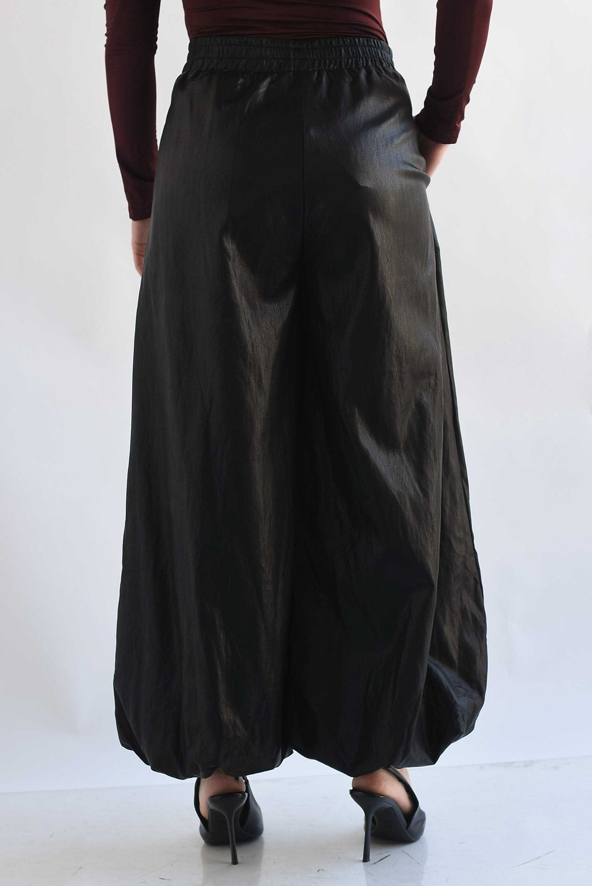 Pantalón maxi globo vinipiel