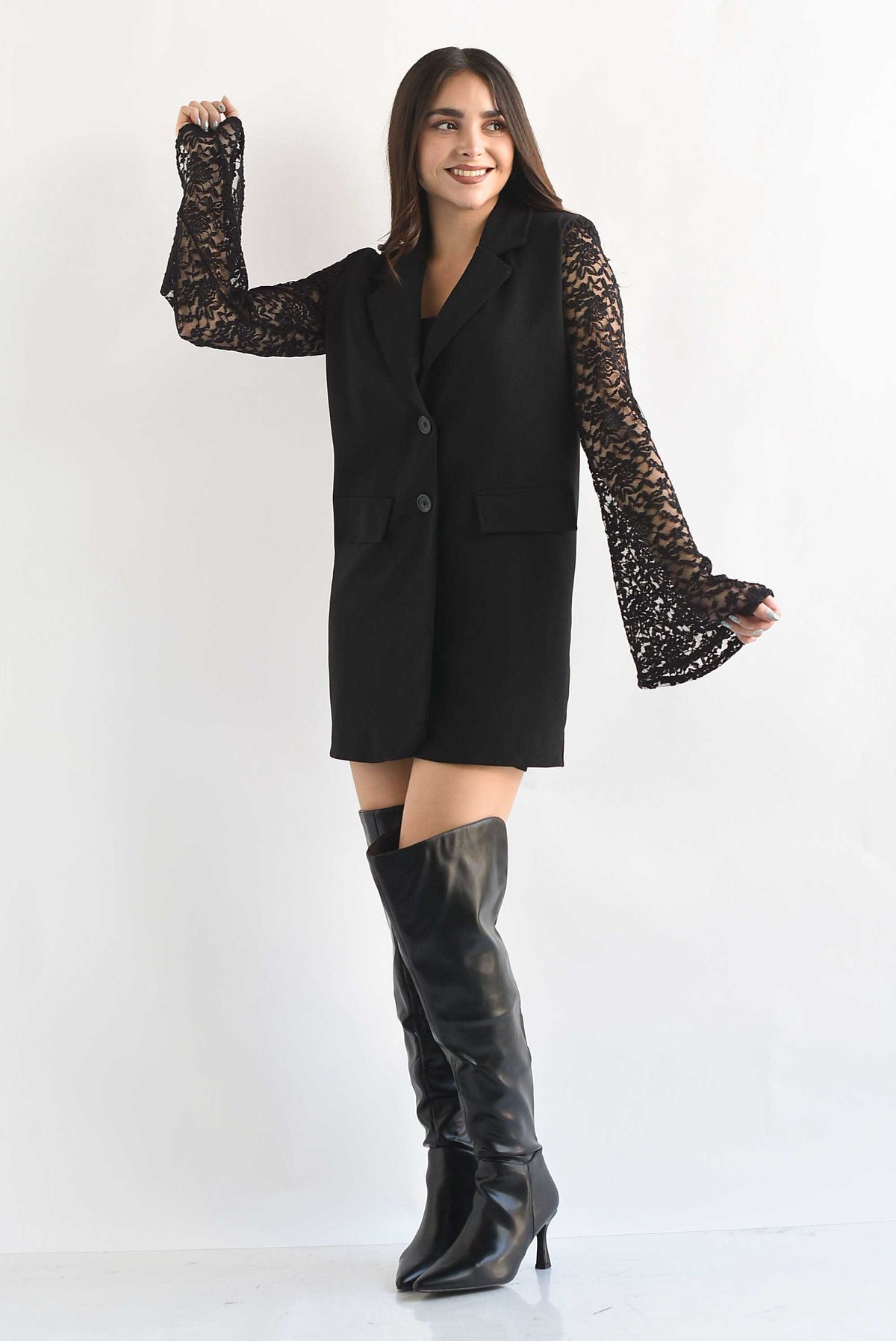 Blazer largo manga encaje Negro