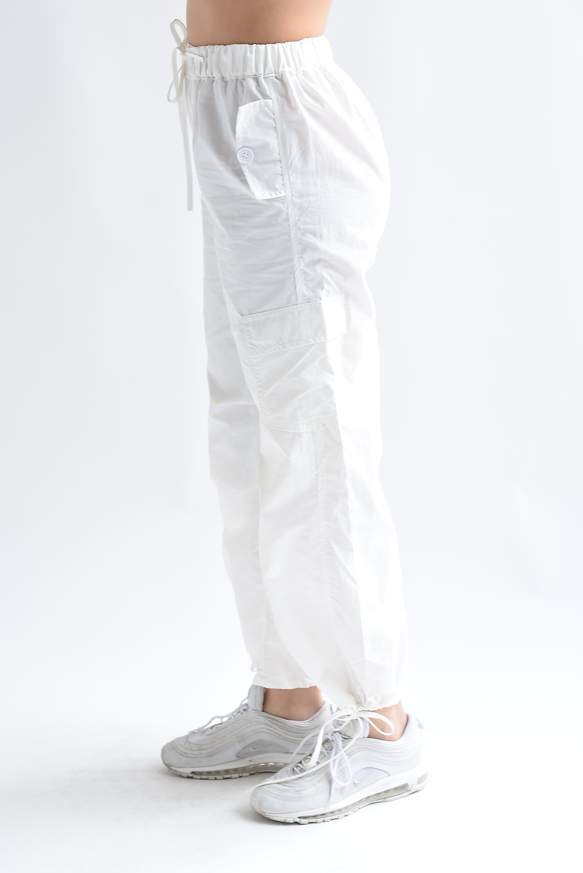 Pantalón parachute cargo Blanco