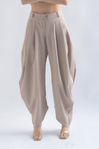 Fashion Styled Pantalón globo Beige