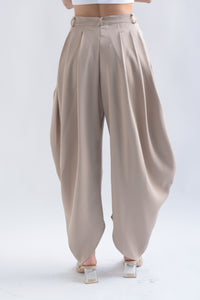 Fashion Styled Pantalón globo Beige