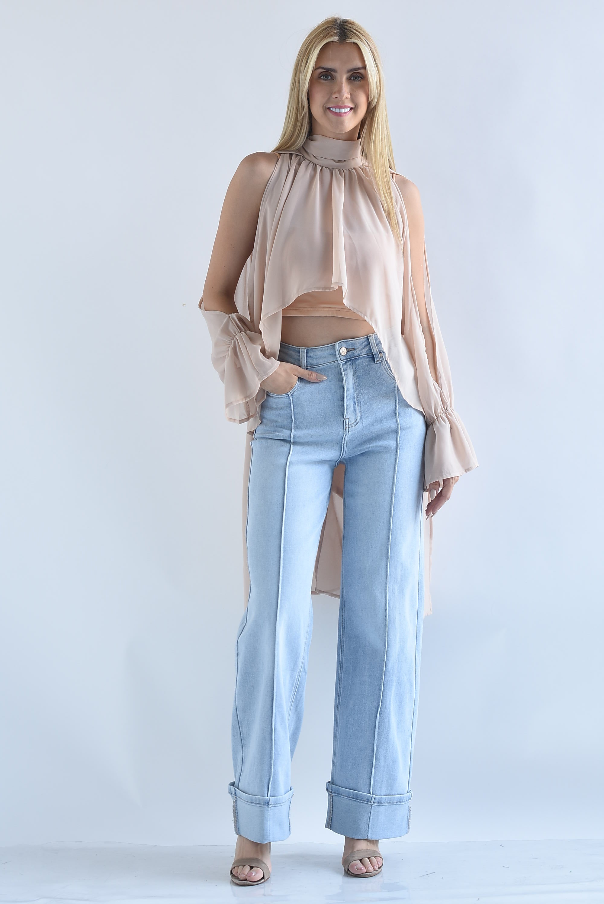 Jeans línea y dobladillo