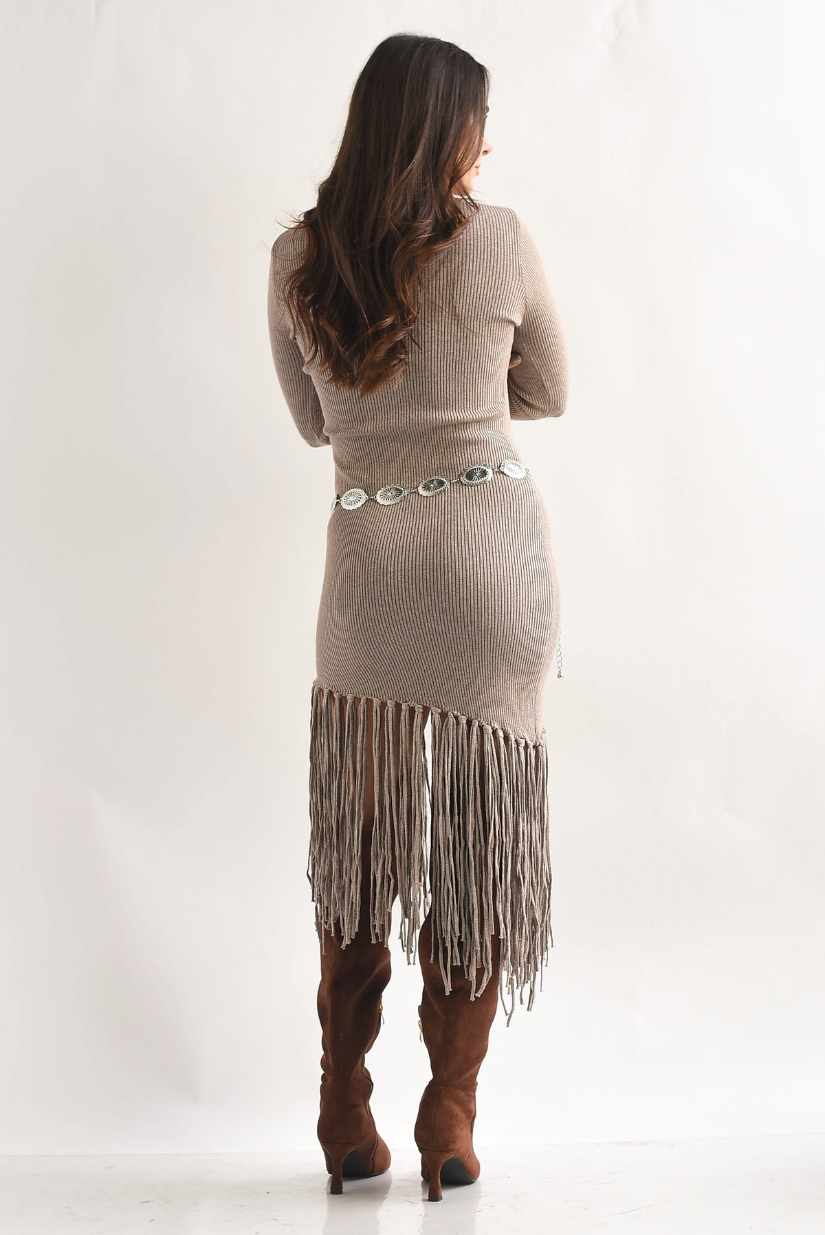 Vestido punto canalé brillos asimétrico flecos Moka