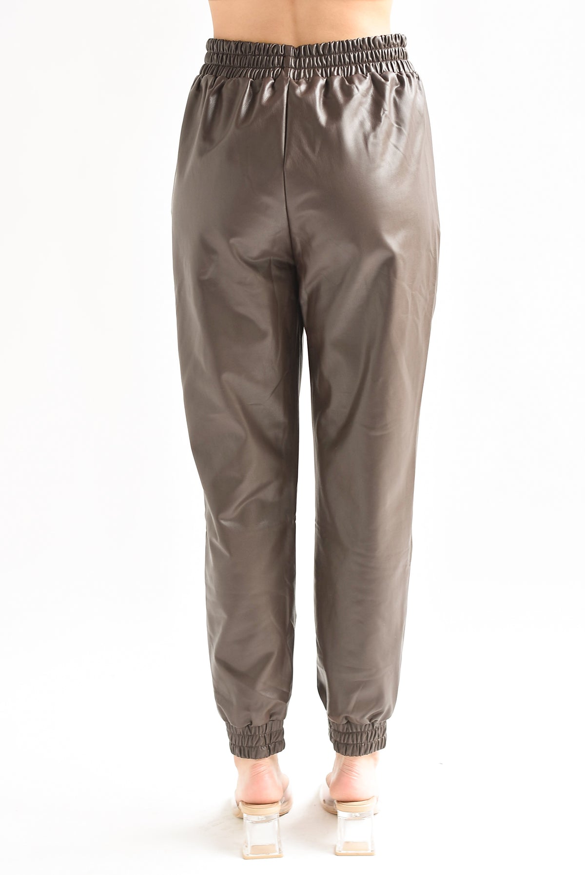 Jogger vinipiel pretina elástica Chocolate