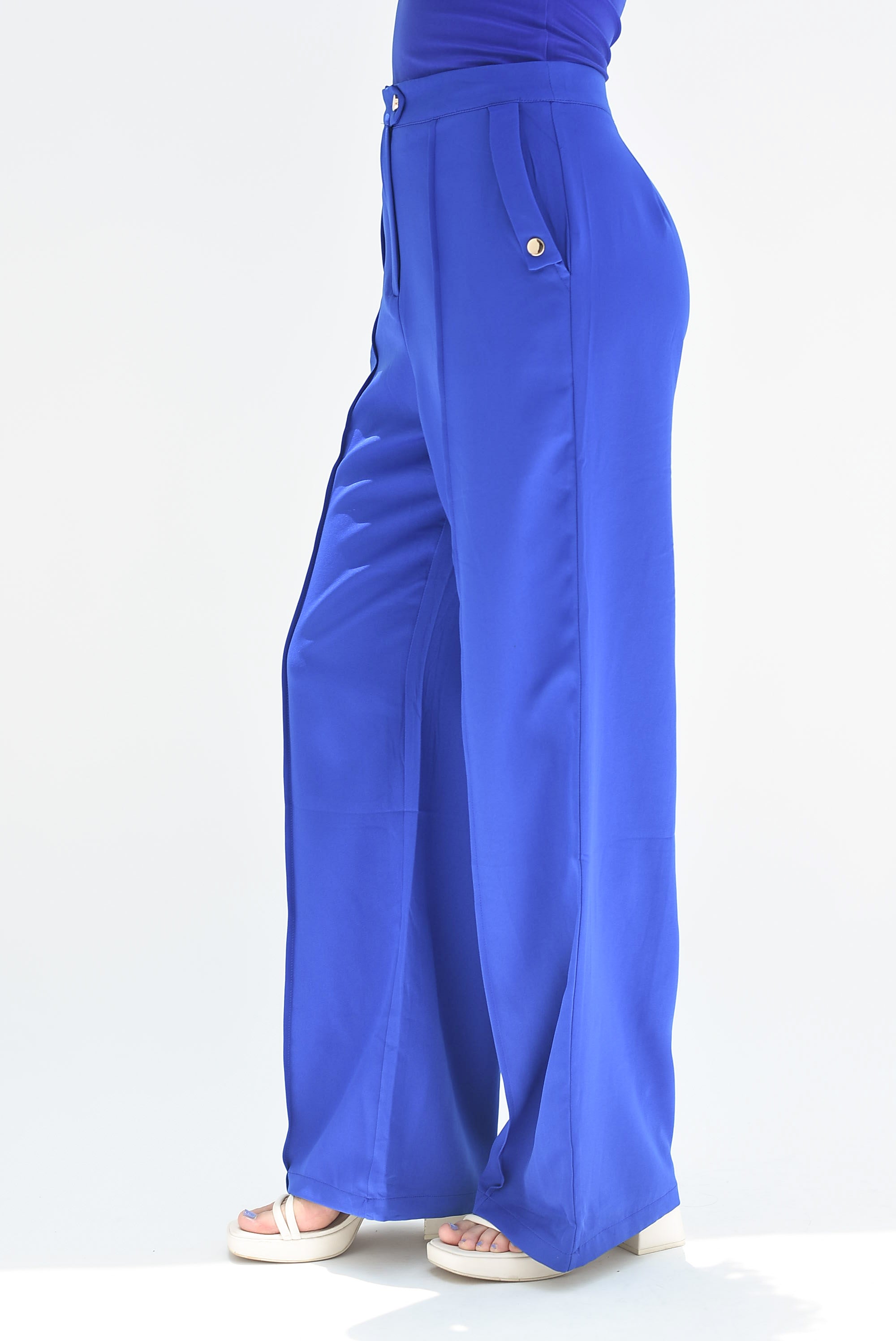 Pantalón pierna ancha botones dorados Azul Rey