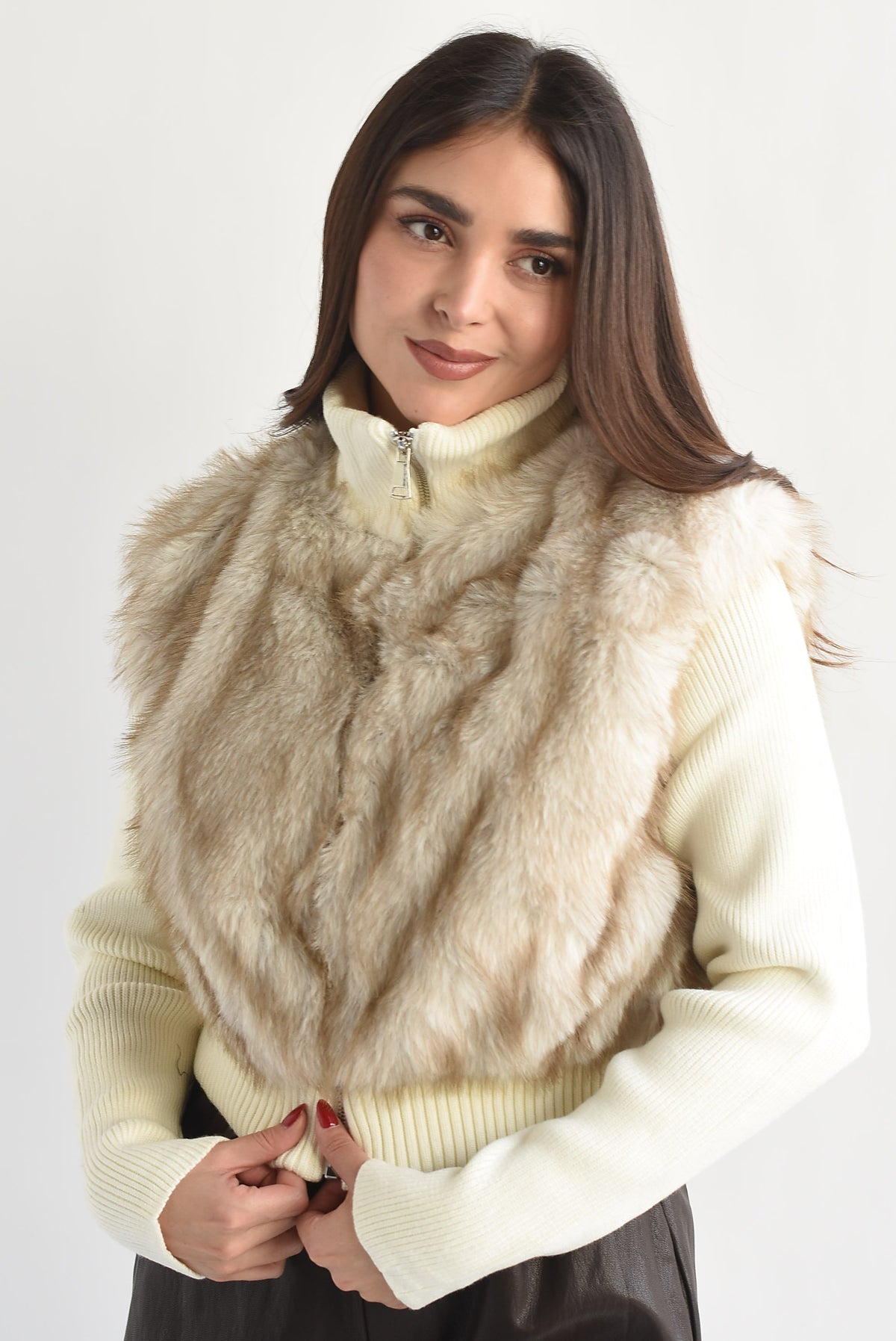 PREVENTA Sweater cierre fur