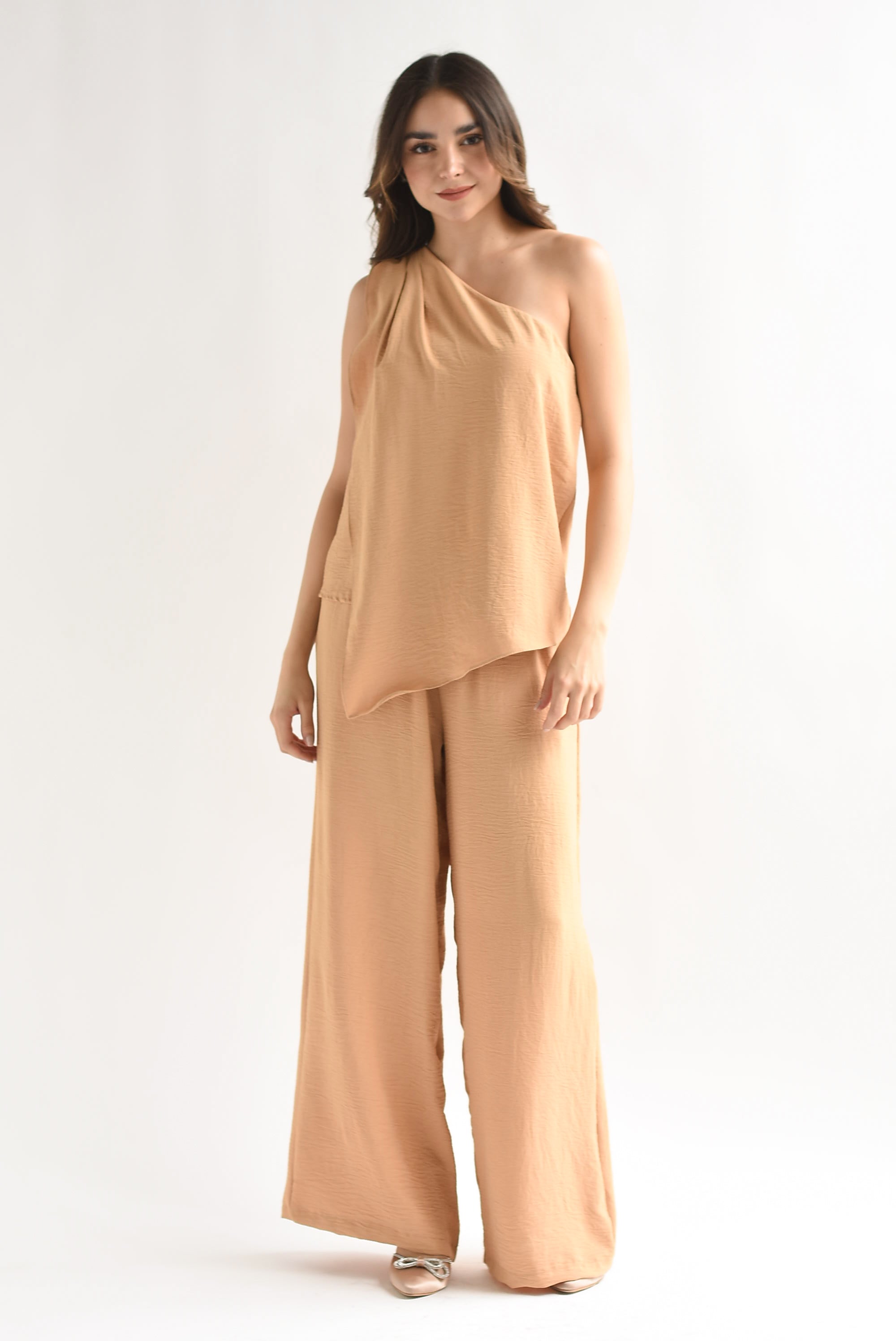 Set Pantalón y Blusa asimétrica Camel