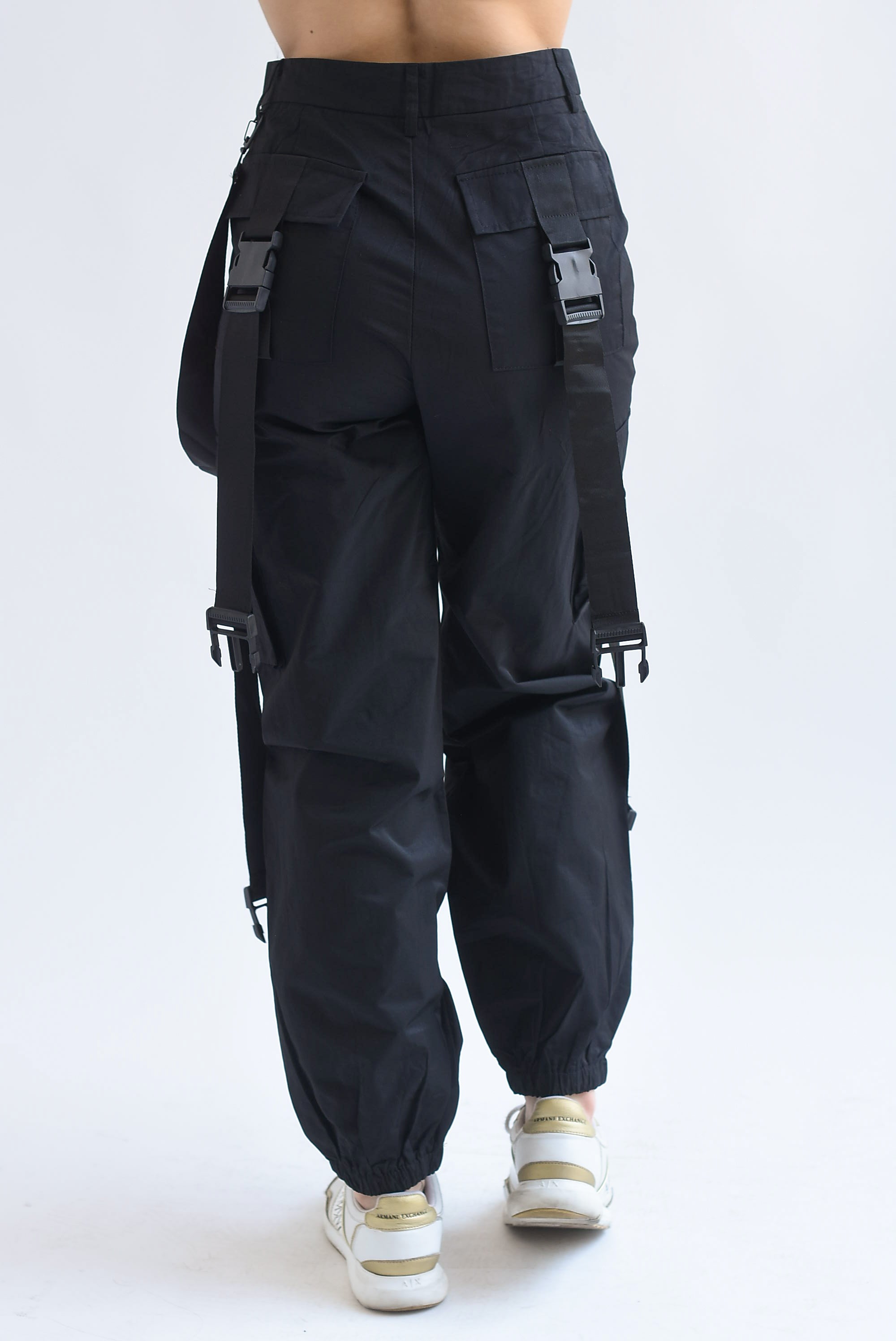 Jogger cargo cintas Negro