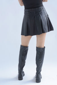Fashion Styled Falda vinipiel plisada envolvente Negro