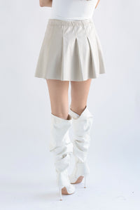 Fashion Styled Falda vinipiel plisada envolvente Ivory