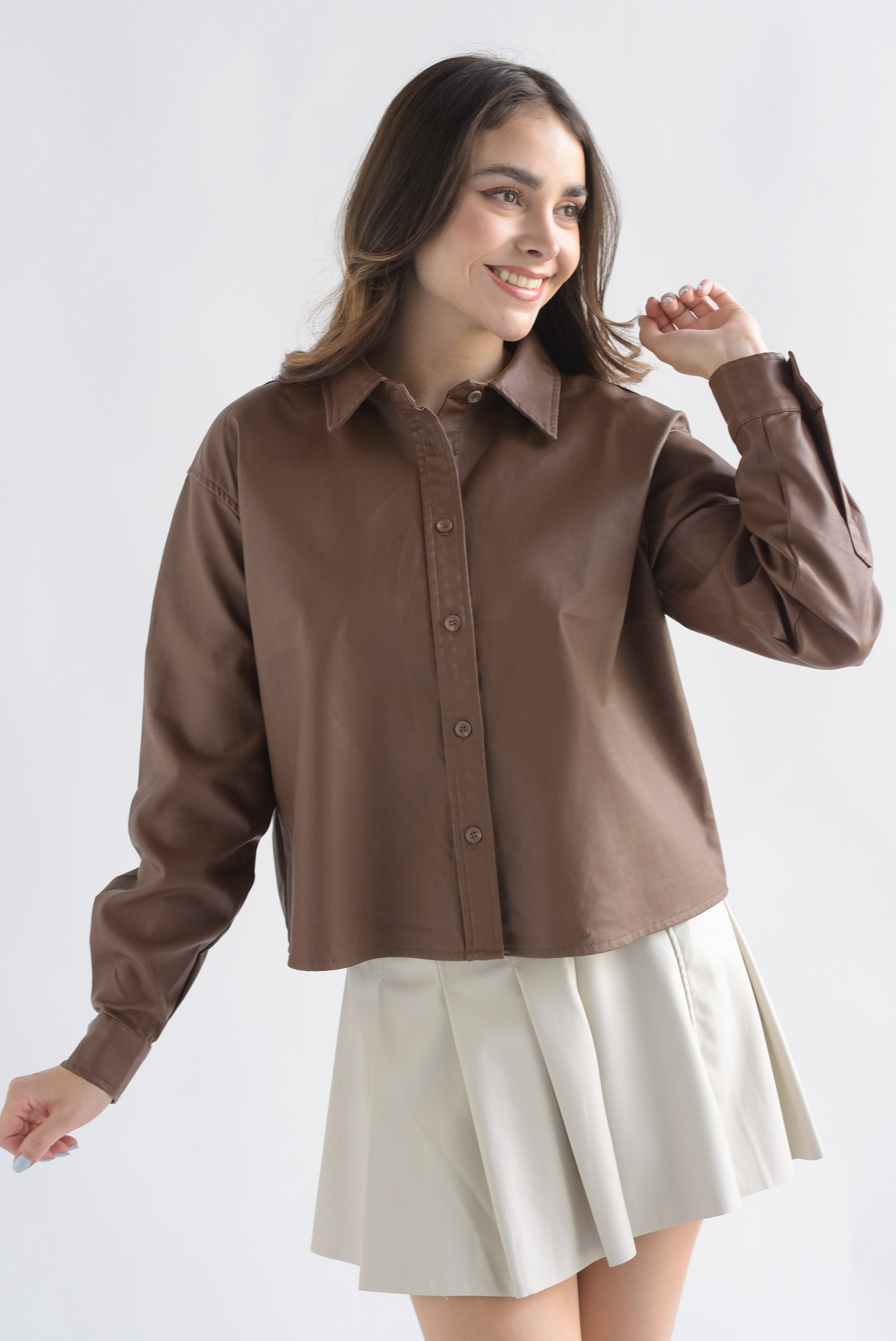 Shacket vinipiel mate Café