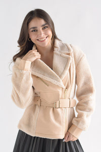 Fashion Styled Chamarra biker borrega con vinipiel Beige
