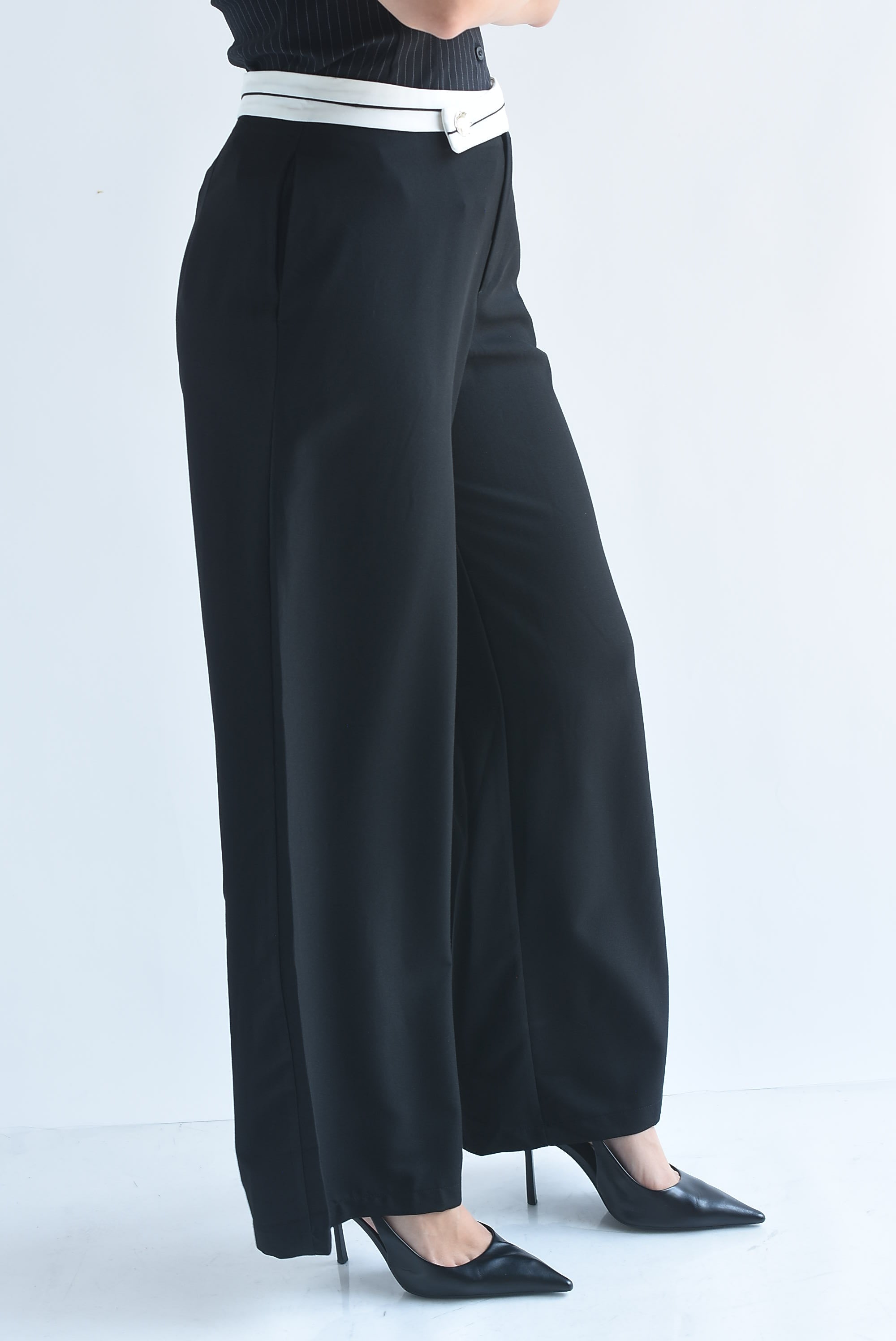 Pantalón de vestir wide pretina blanca