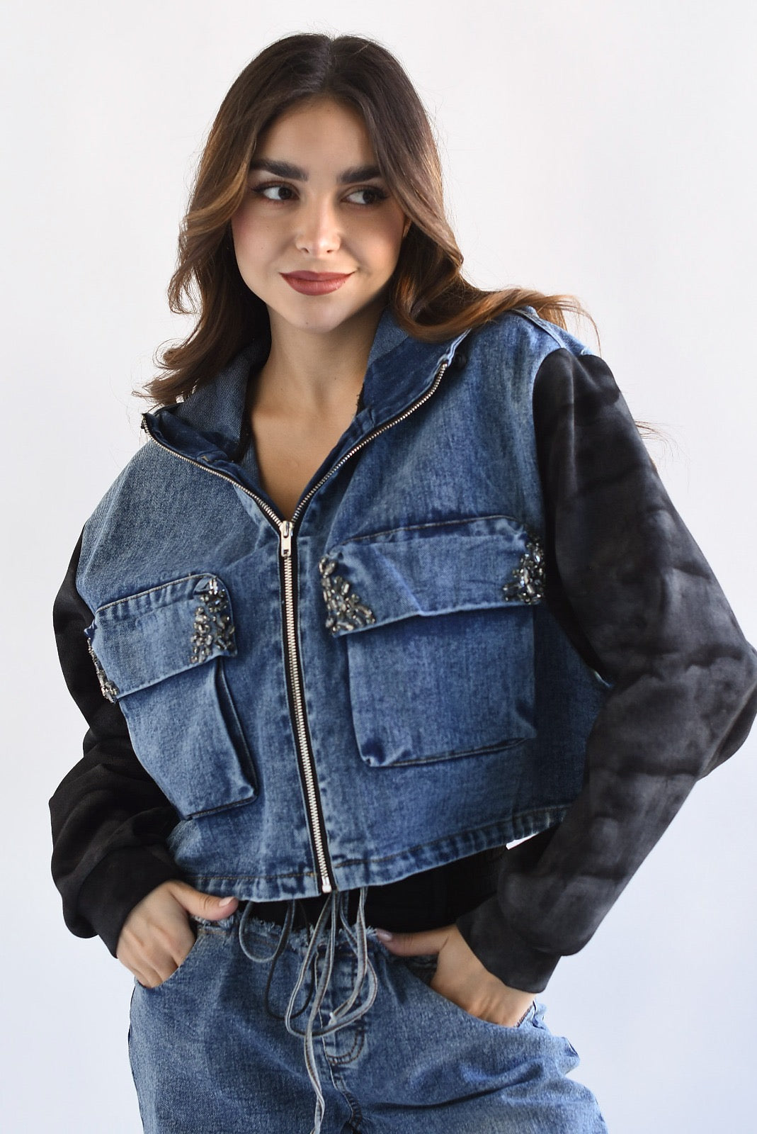 Chamarra Denim Hoodie mangas Negra
