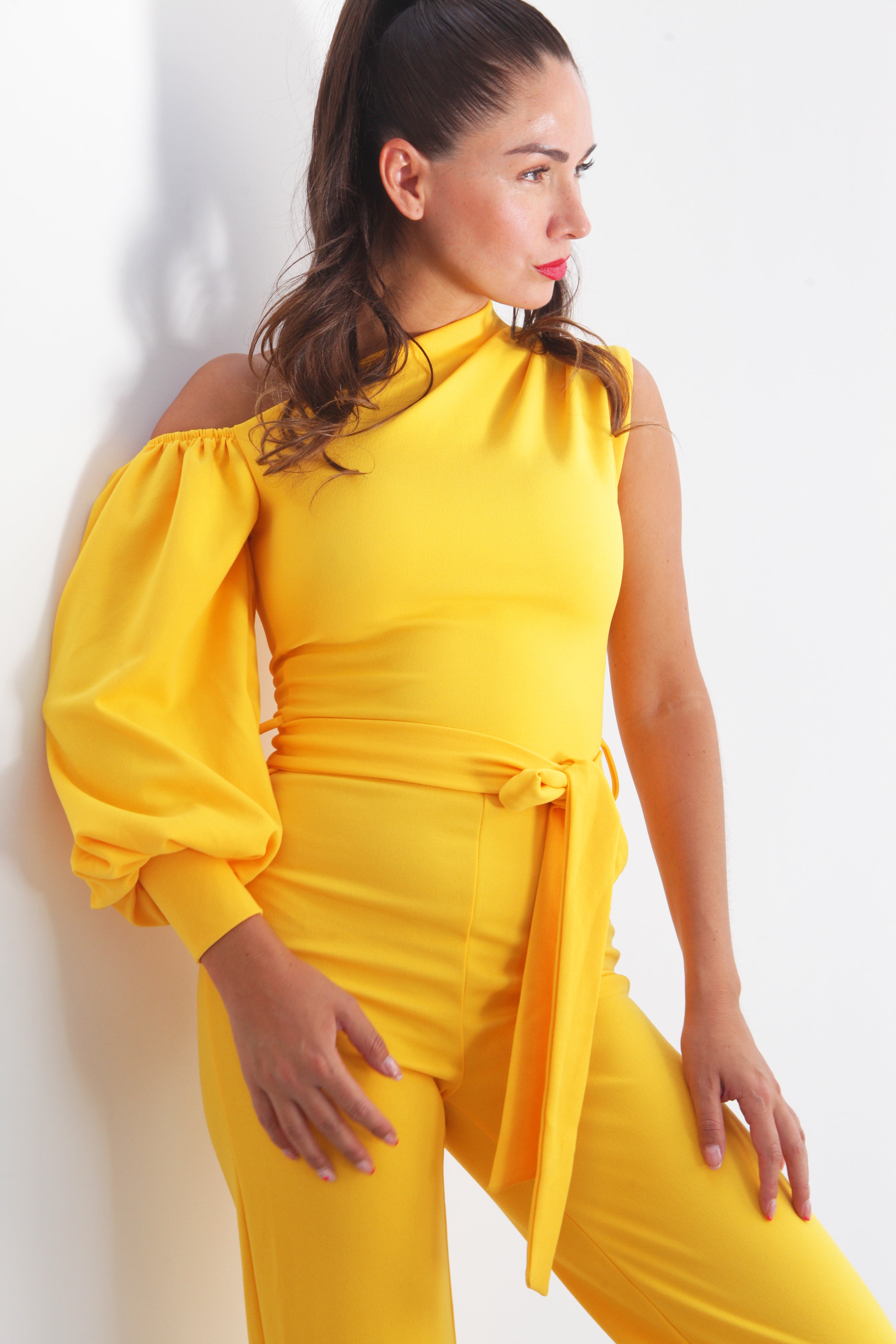 Jumpsuit una manga Amarillo Mango