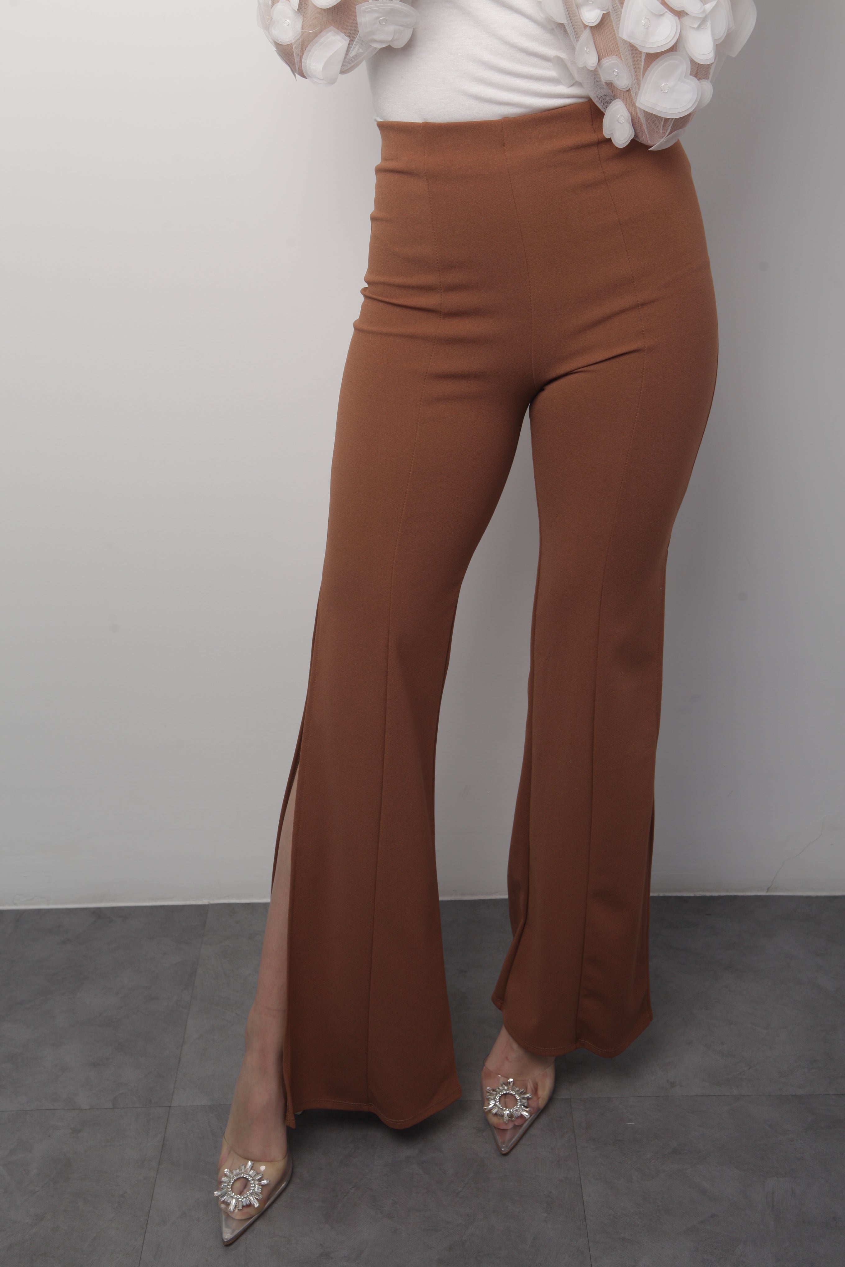 Pantalón wide leg con abertura Moka