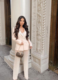 Fashion Styled Set Pantalón perlas y Blazer Beige