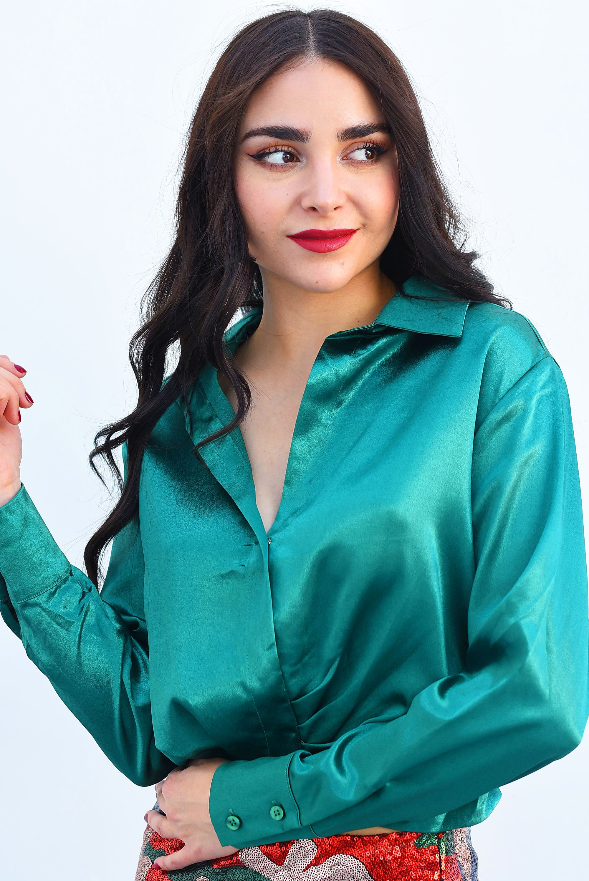 Camisa crop satín Verde Esmeralda