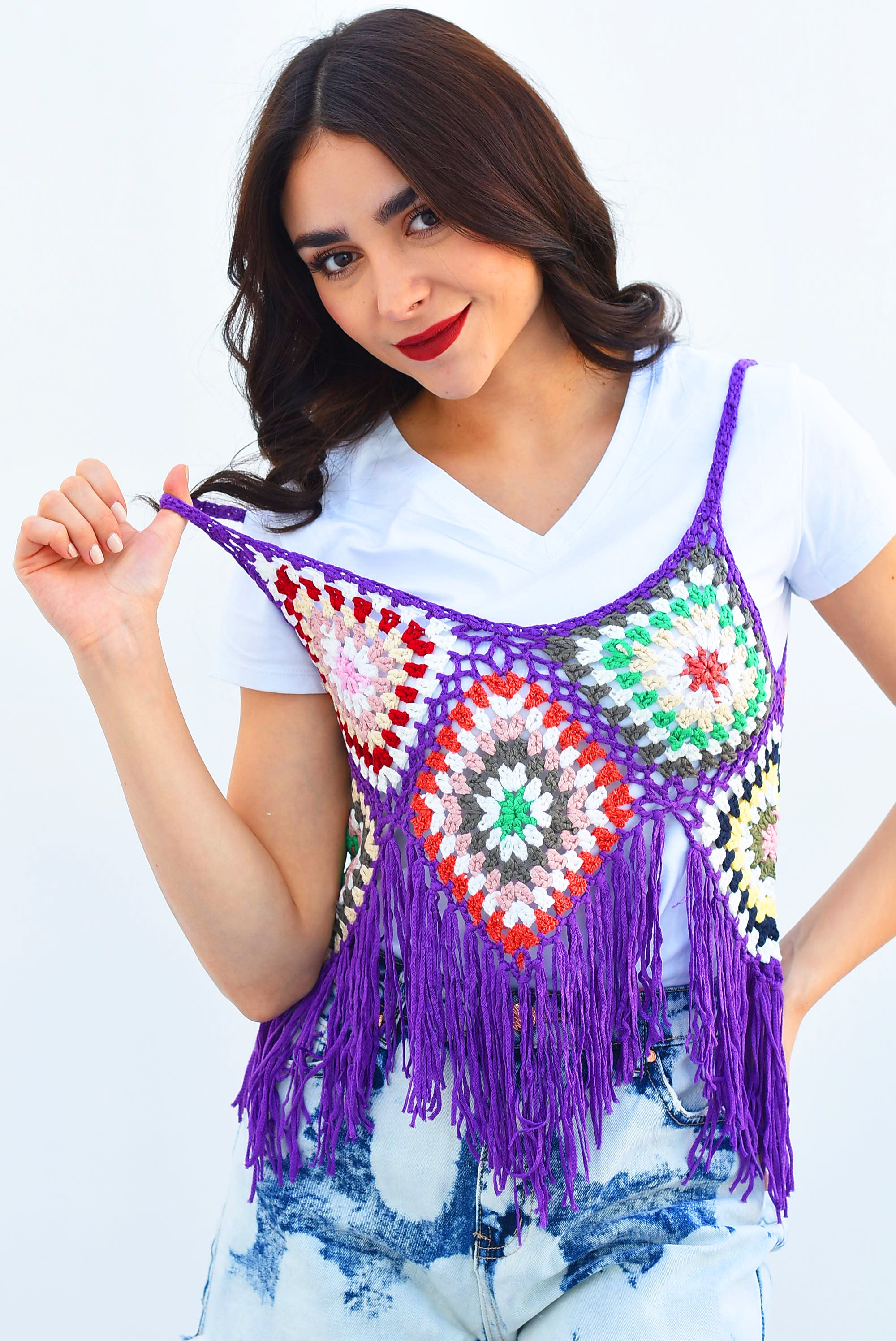 Blusa crochet flecos y flores Morada
