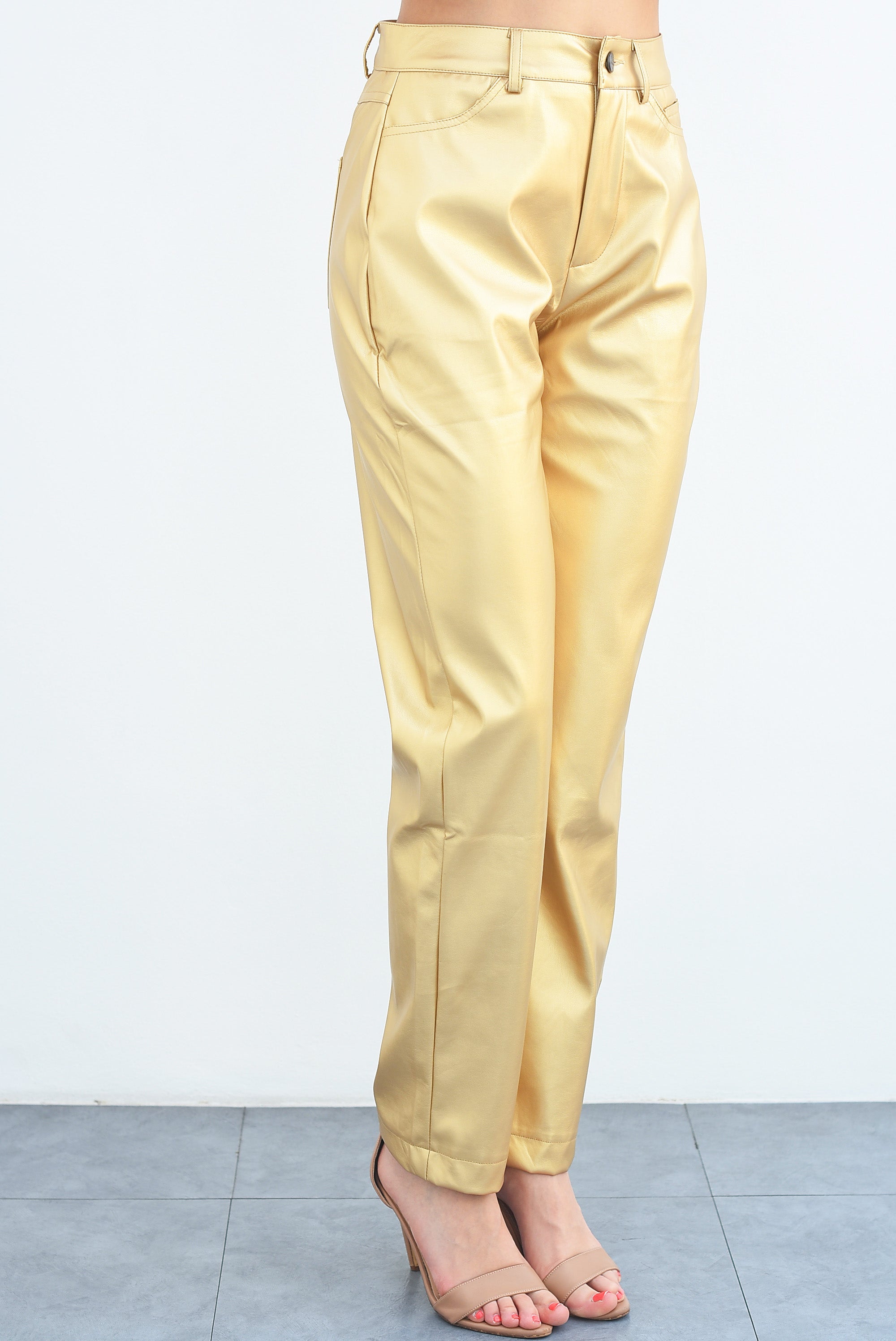 Pantalón vinipiel Dorado