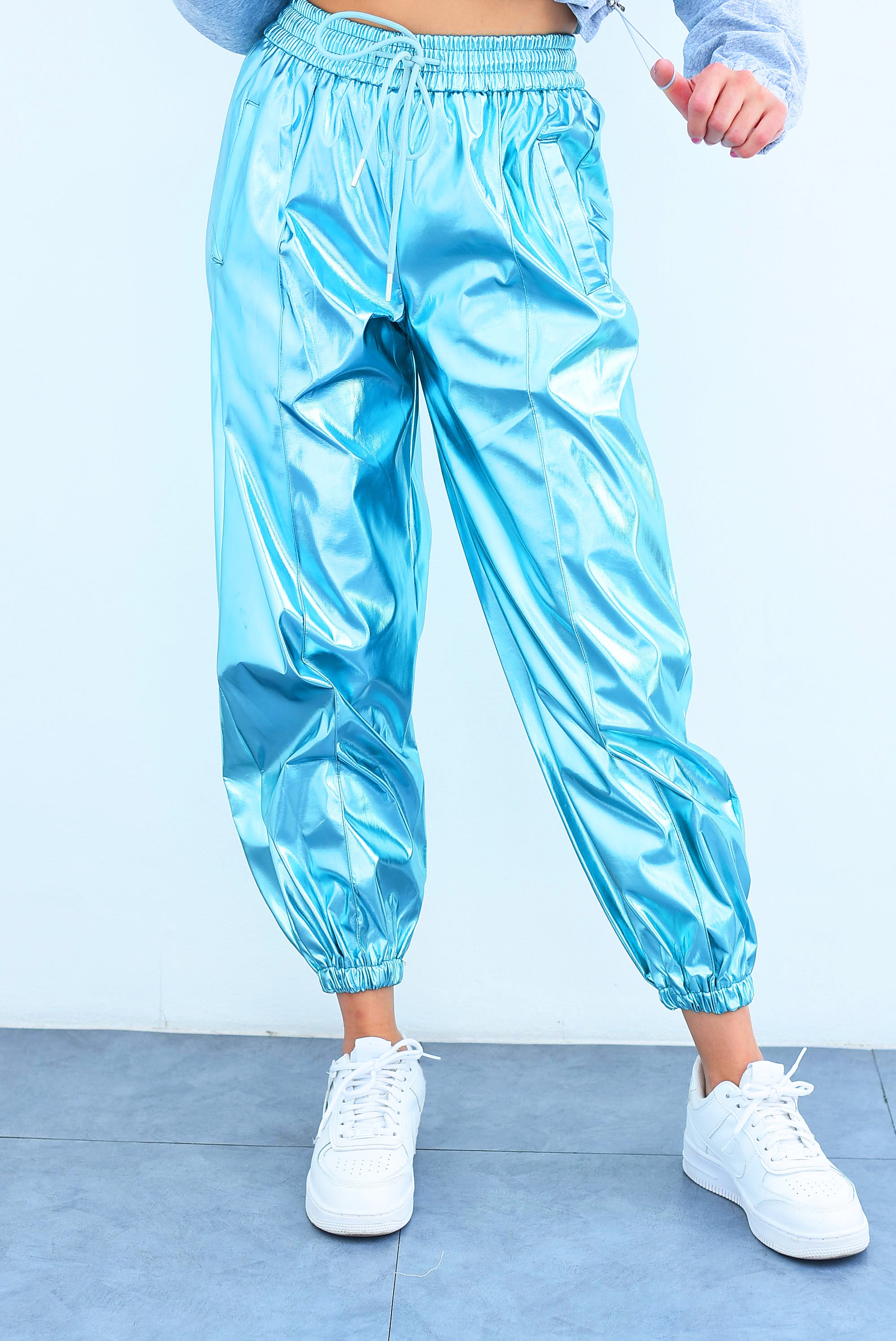 Jogger metálico con jareta Azul