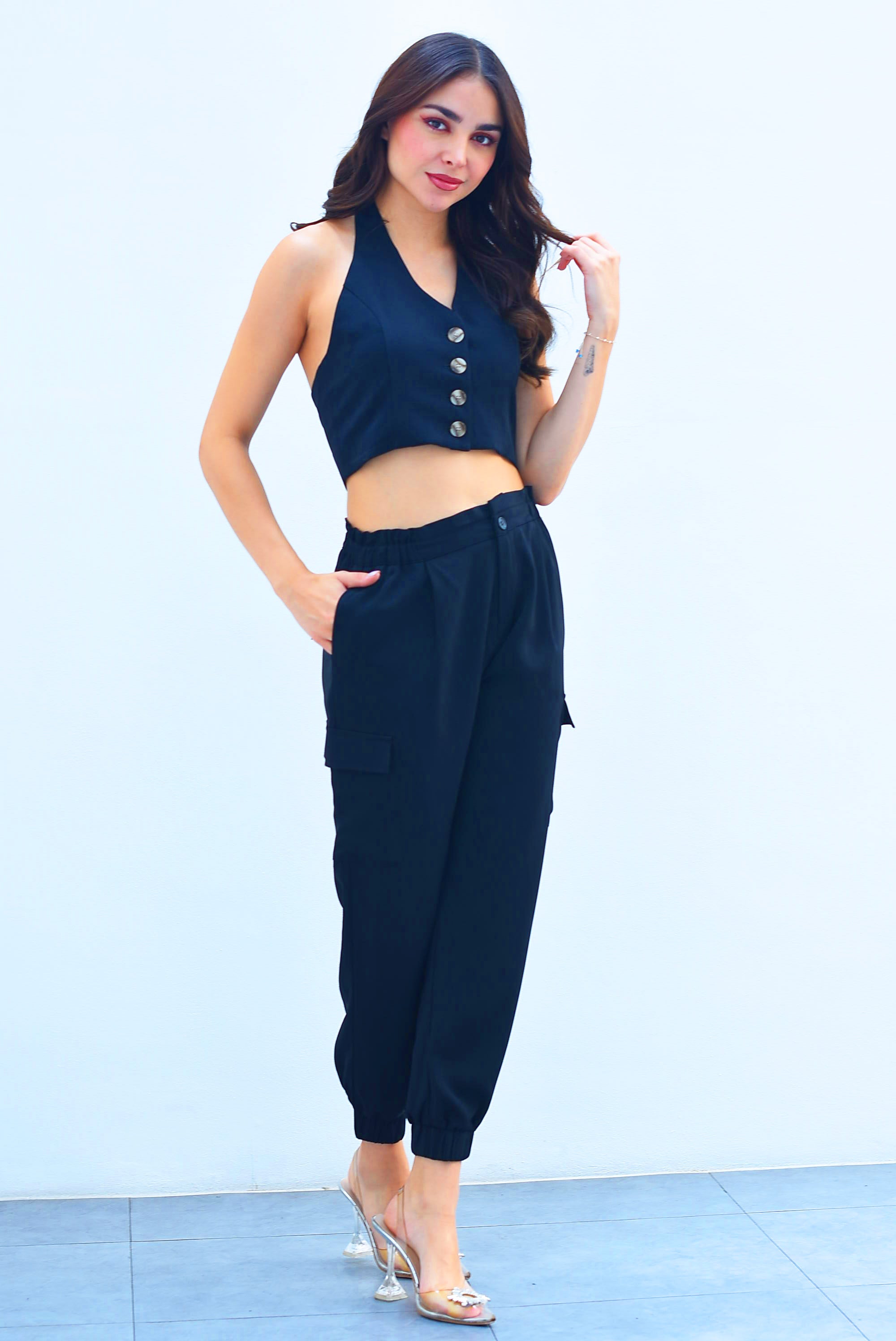Set Jogger cargo y Chaleco Negro