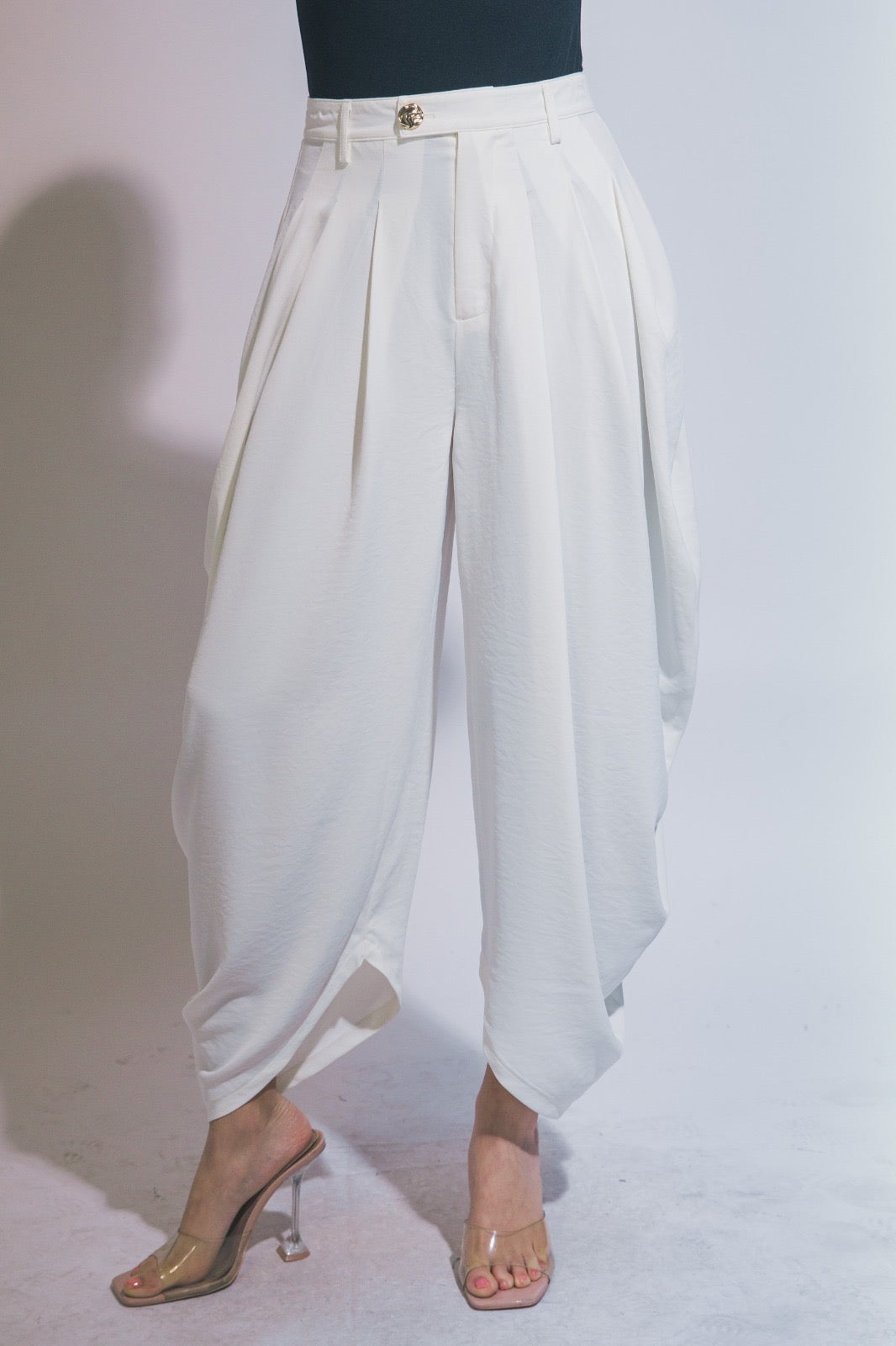 Pantalón globo pinzas