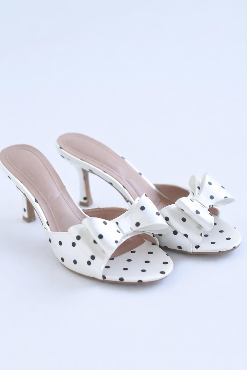Zapatilla polka dots satín