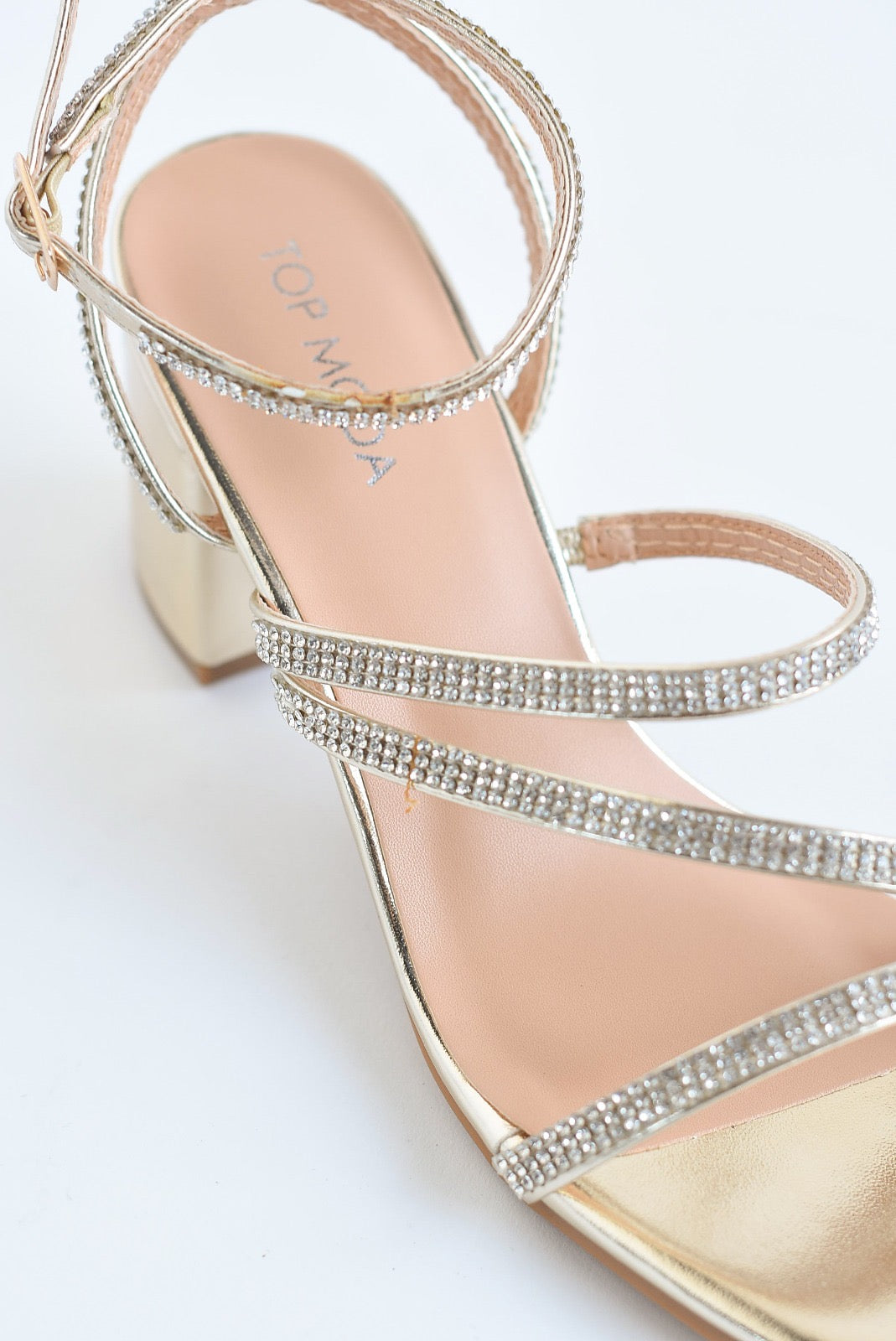 Zapatilla tiras brillos Dorada