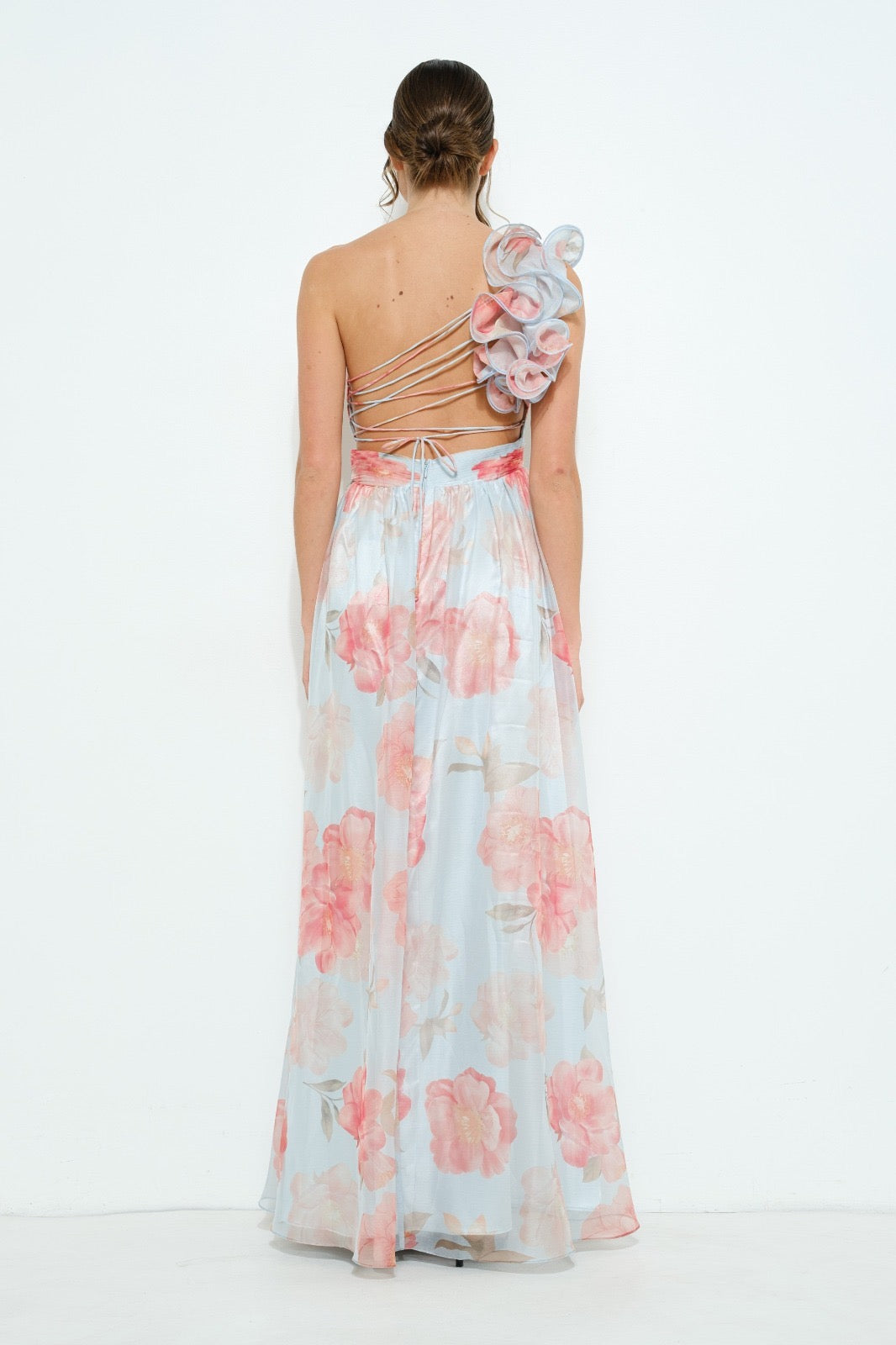 Vestido largo flores hombro escarolas Azul Baby