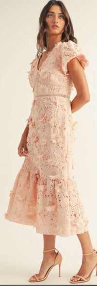 Fashion Styled Vestido midi sirena guipur Rosa Baby