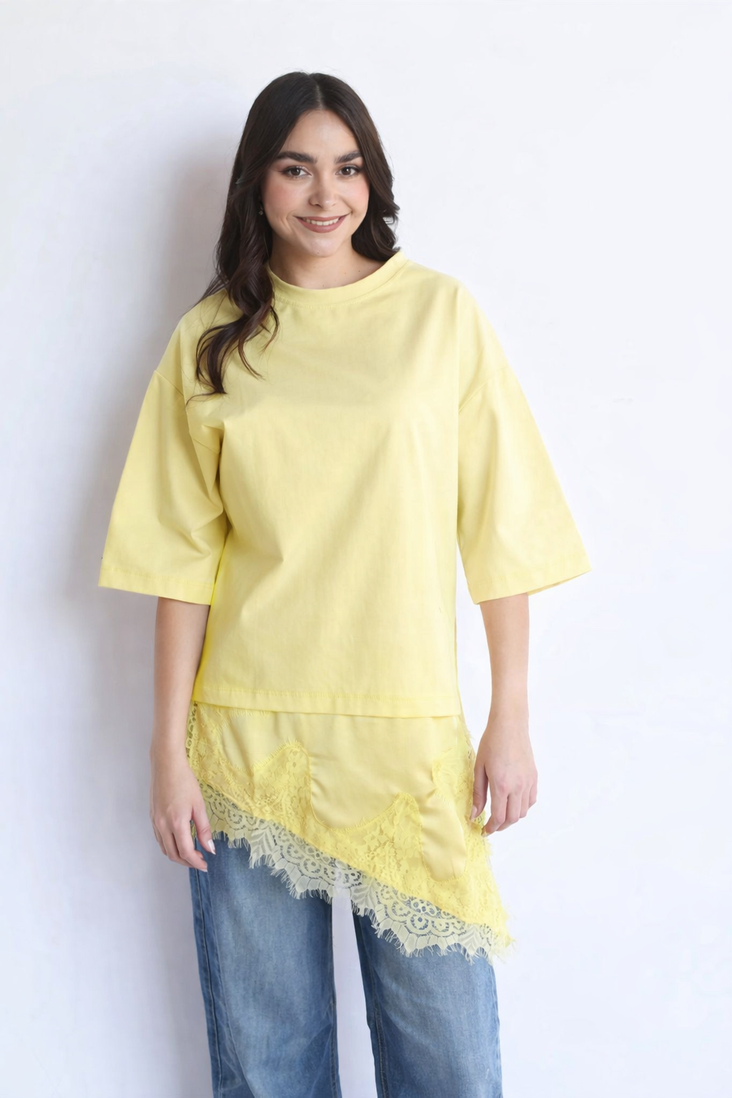 T-shirt dress con lencero asimétrico