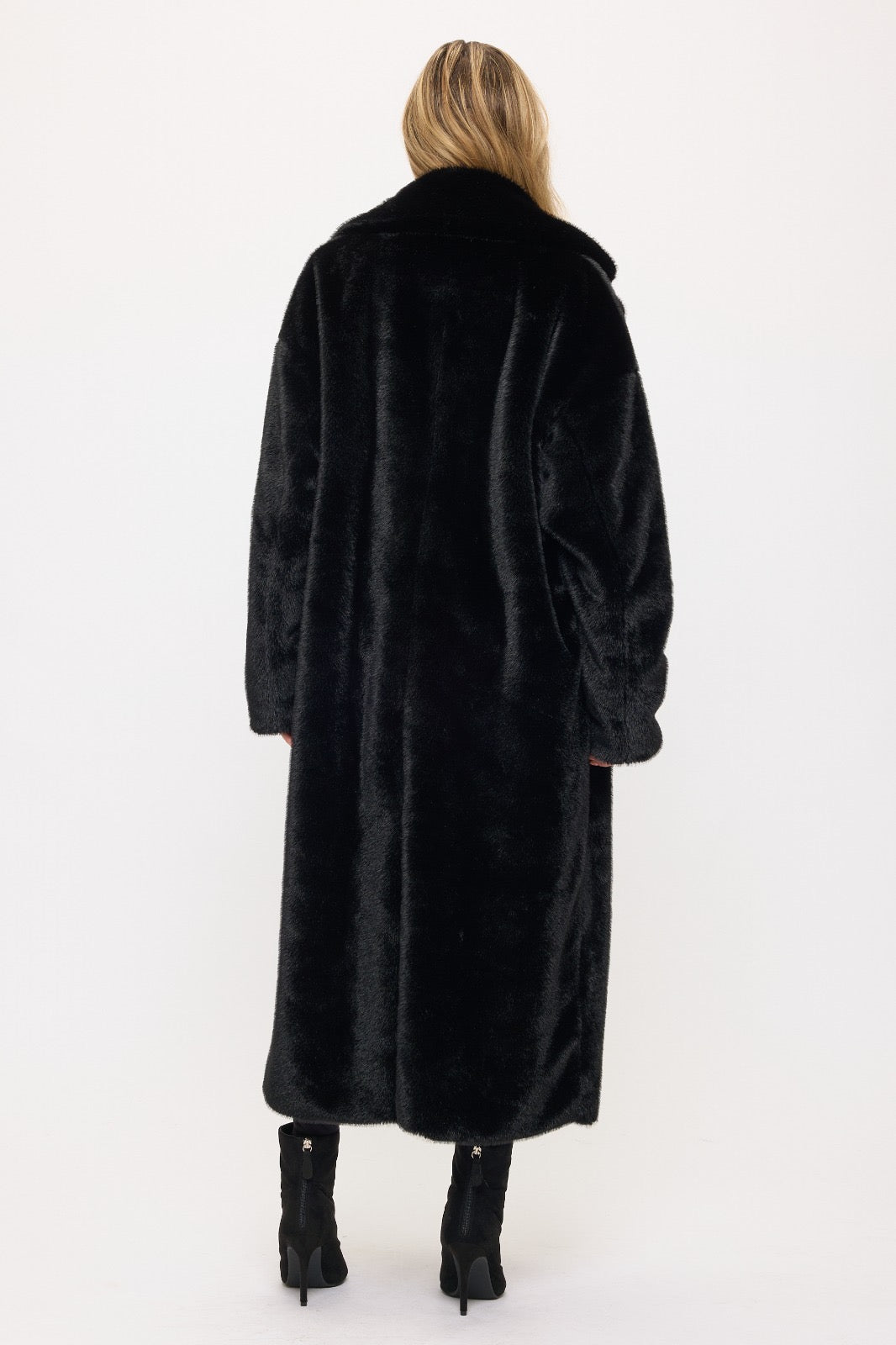 Abrigo maxi faux fur