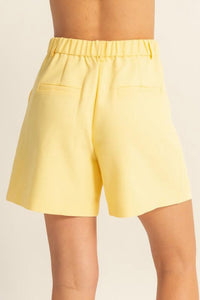Fashion Styled Short largo pinzas Amarillo