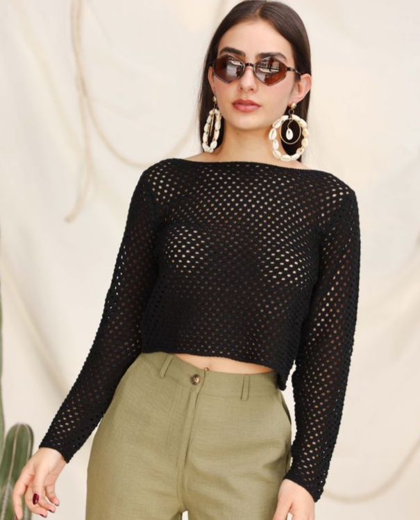 Blusa crochet manga larga Negra