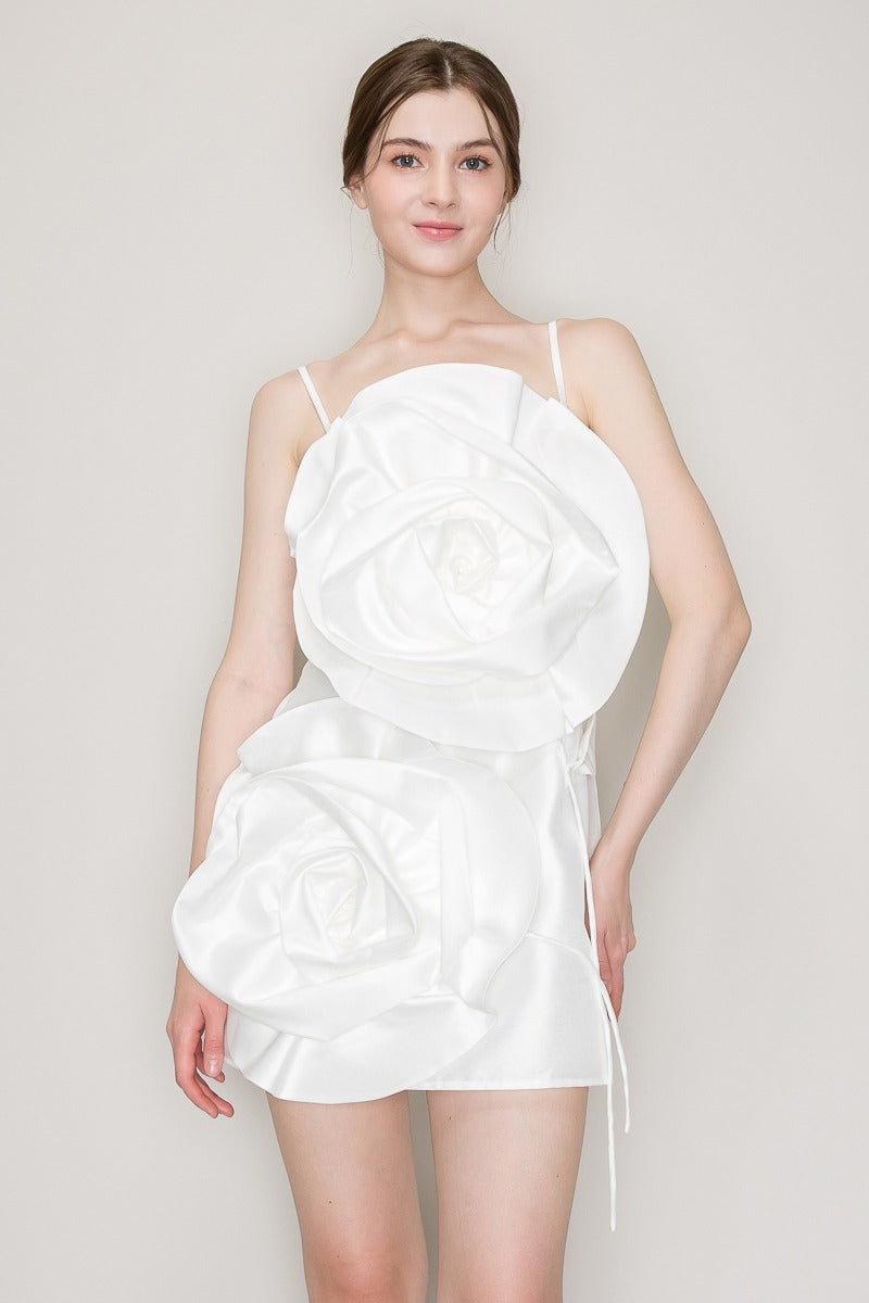 Vestido corto Maxi Flores 3D Blanco