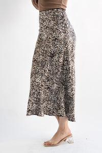 Fashion Styled Falda midi animal print Ivory