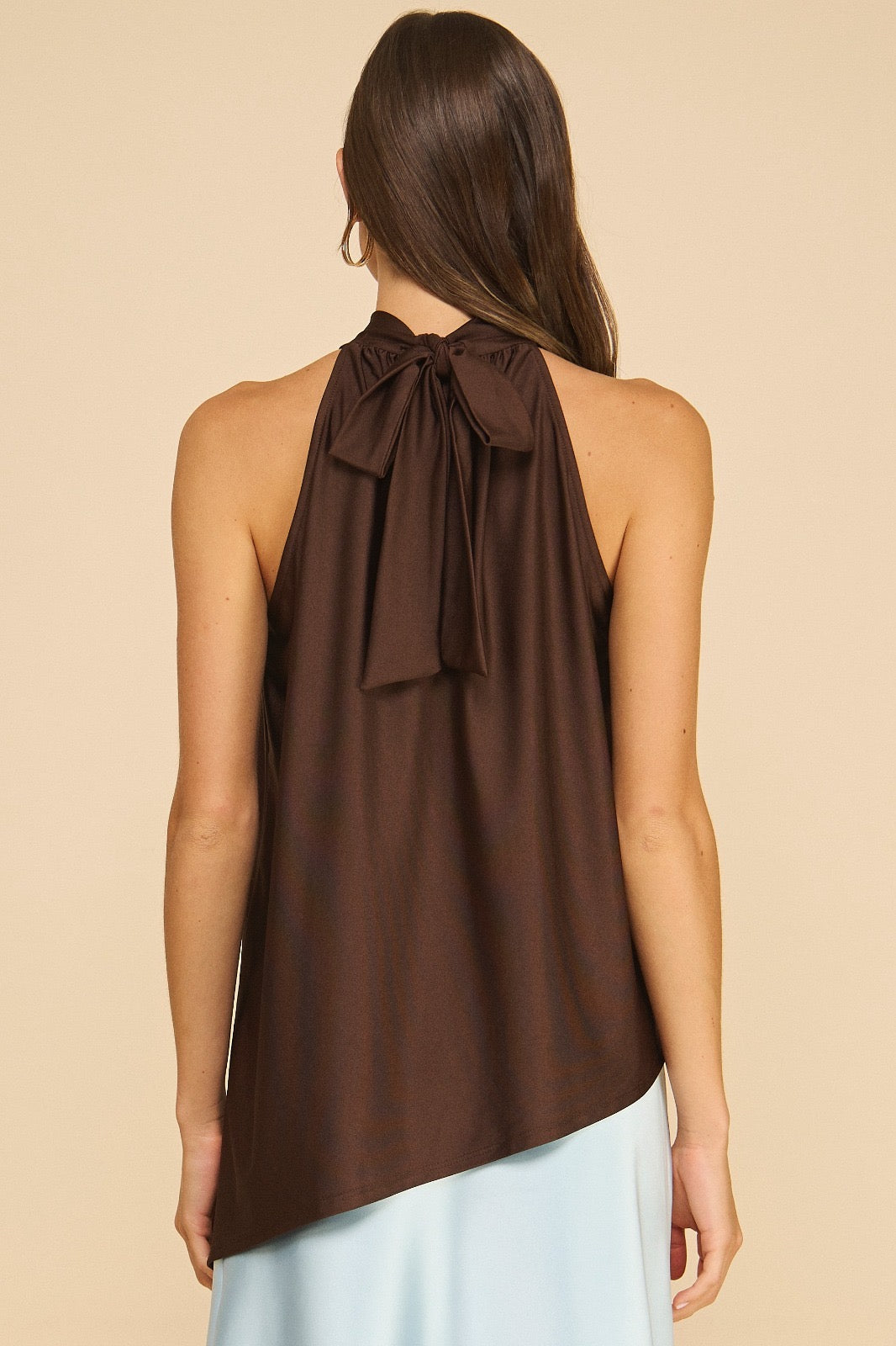 Blusa licra halter asimétrica