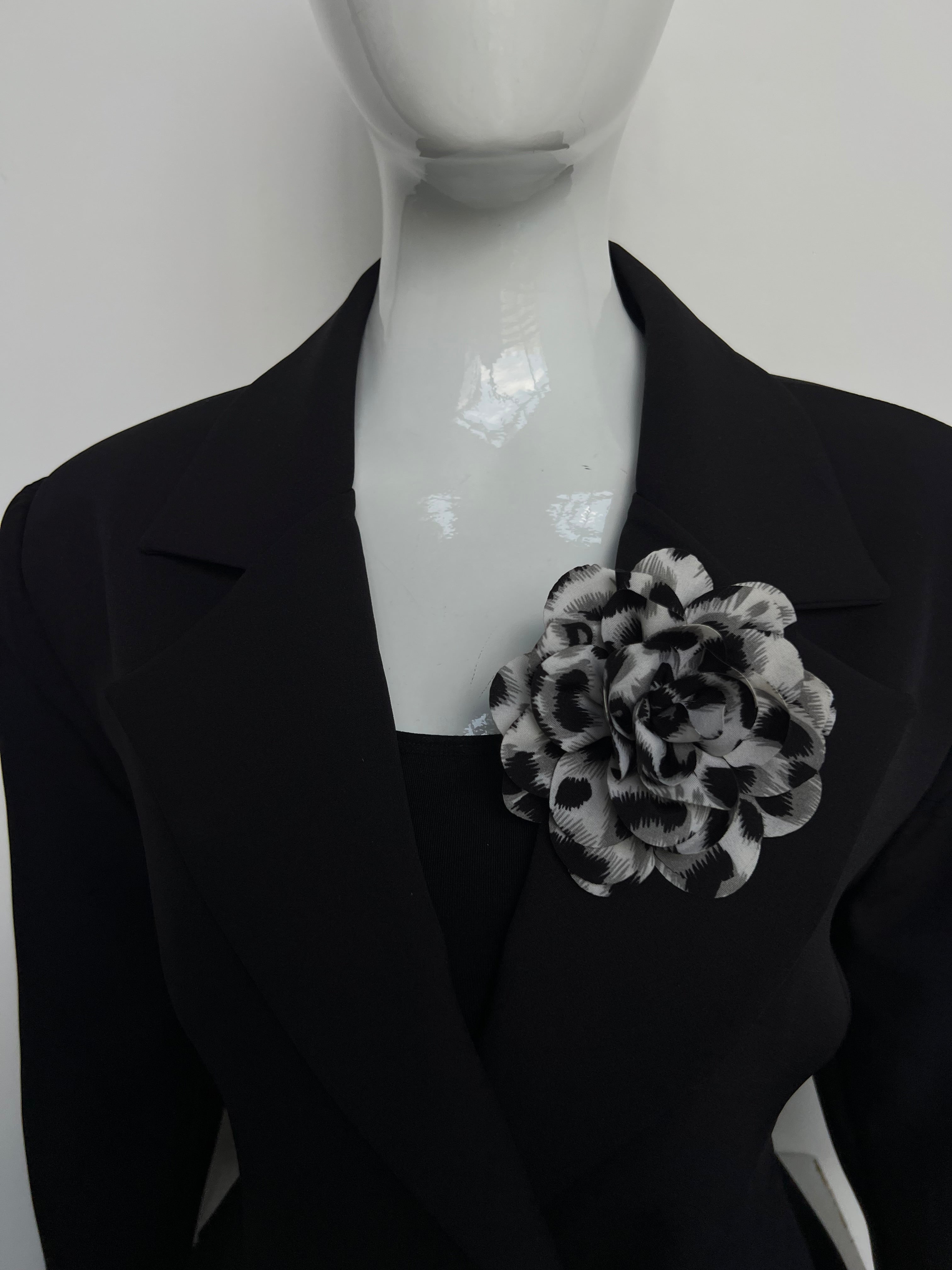 Broche flor leopardo